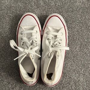women’s 7- males 5 white high top converse! W BOX!!